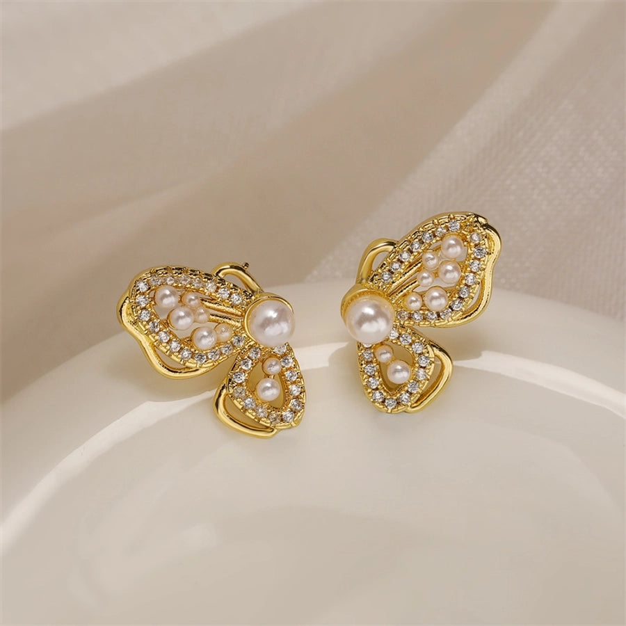 1 pair elegant streetwear heart shape butterfly plating inlay copper zircon gold plated ear studs