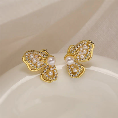 1 pair elegant streetwear heart shape butterfly plating inlay copper zircon gold plated ear studs