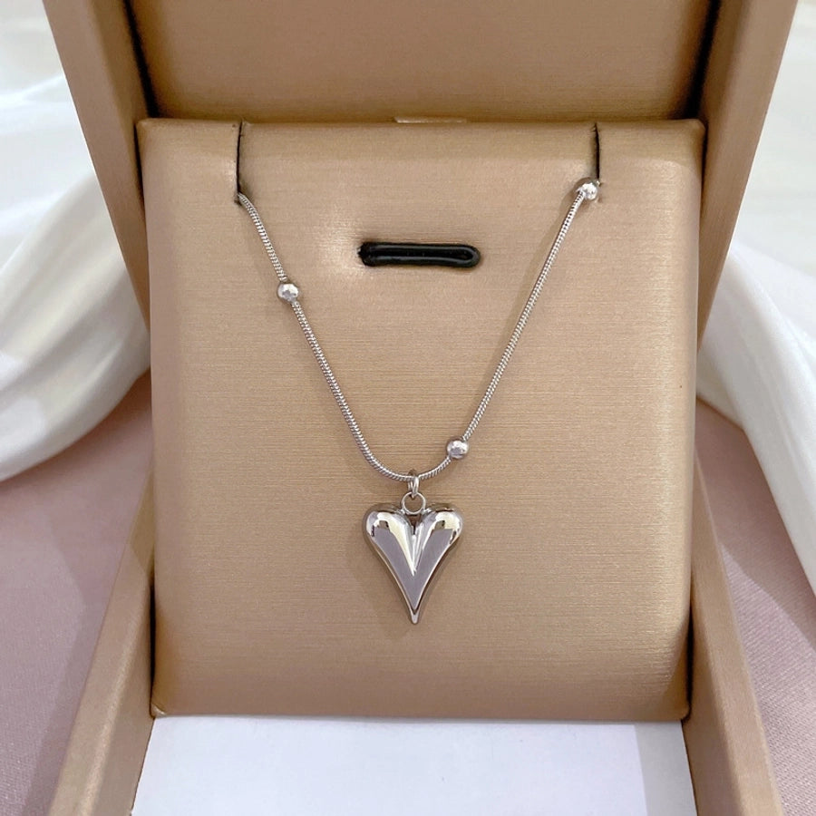 Simple Style Letter Heart Shape Butterfly Titanium Steel Inlay Shell Necklace