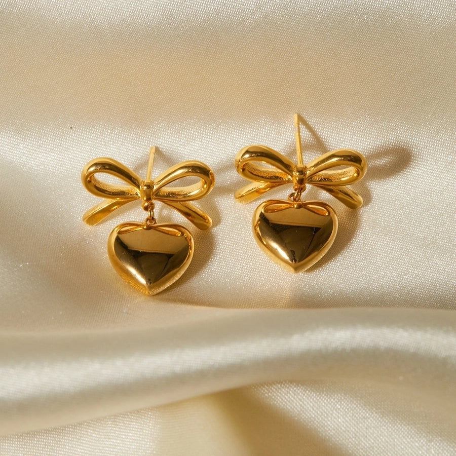 1 par de pendientes colgantes chapados en oro de 18K de acero inoxidable 304 chapados en forma de corazón con forma de corazón de estilo Simple y elegante